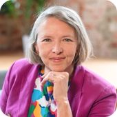 Jolinda Anderson Shapes & Colors headshot